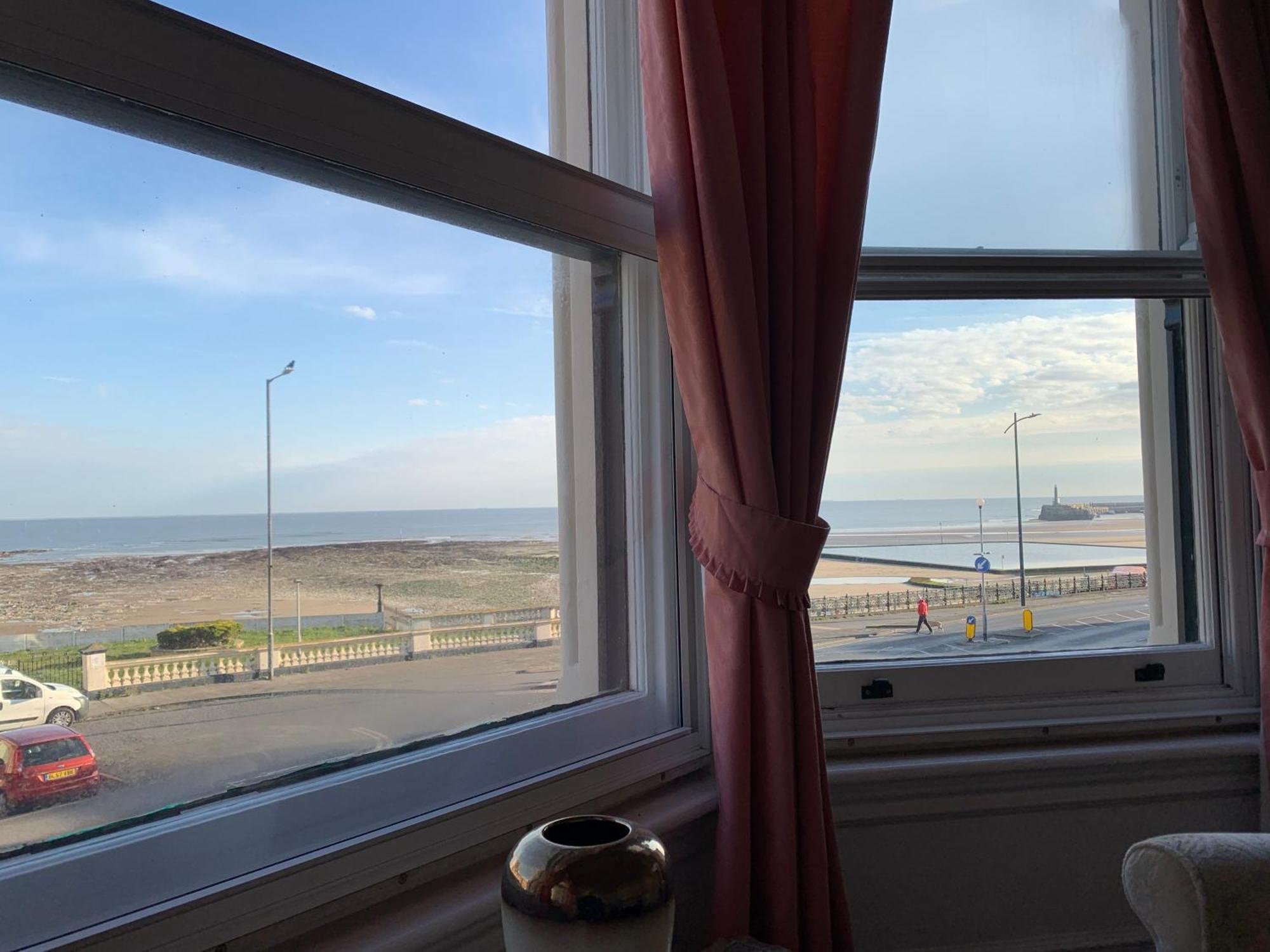 Spectacular Sea View Double, With Exclusive Bathroom & Use Of Patio And Bike Store Margate Extérieur photo