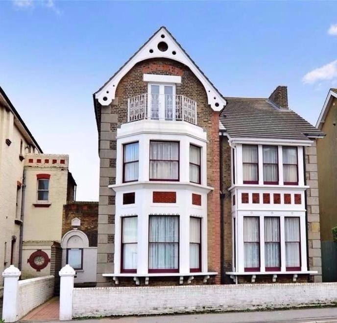 Spectacular Sea View Double, With Exclusive Bathroom & Use Of Patio And Bike Store Margate Extérieur photo